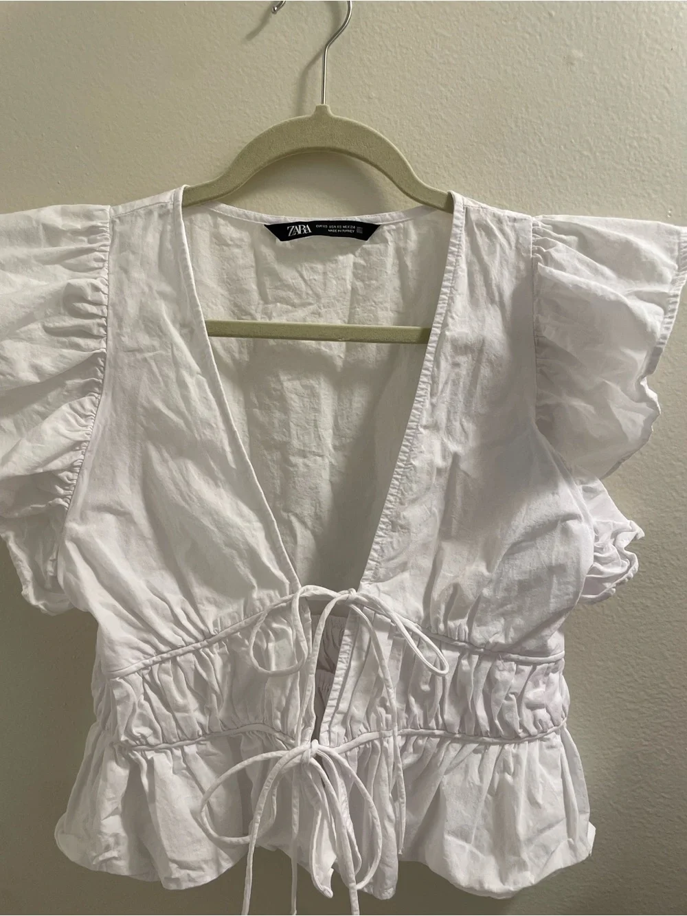 Zara White V-Neck Tie-Front Ruffle Sleeve Top